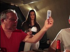 муж изменяет жене с пышногрудой блондинкой видео